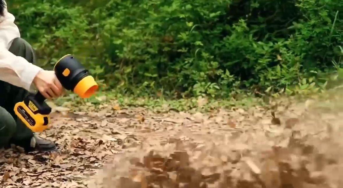 Suflantă Aer Turbo Portabilă 1050W, 34.000 RPM – 2 Acumulatori 48V, Compactă, Puternică, Fără Fir